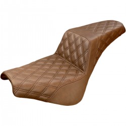 SEAT STEP-UP™ BROWN COMFORT WITH GEL HARLEY DAVIDSON FLDE/FLSL/FXBB/FLHC SOFTAIL 18-21